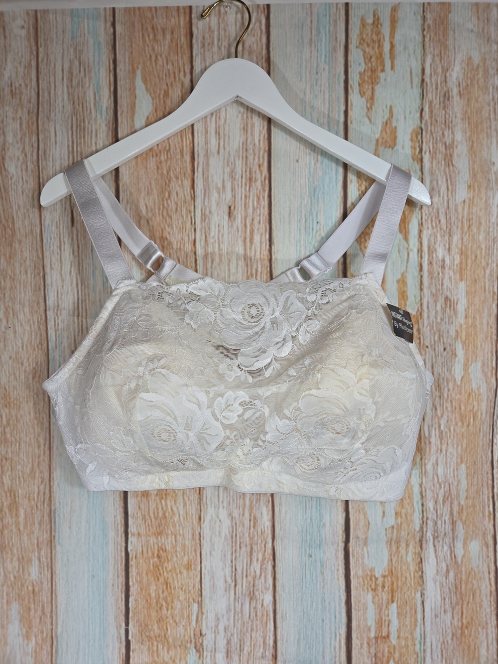 Plusform Cream Instant Shaping Wireless Floral Lace Camisole Bra. Size 48B